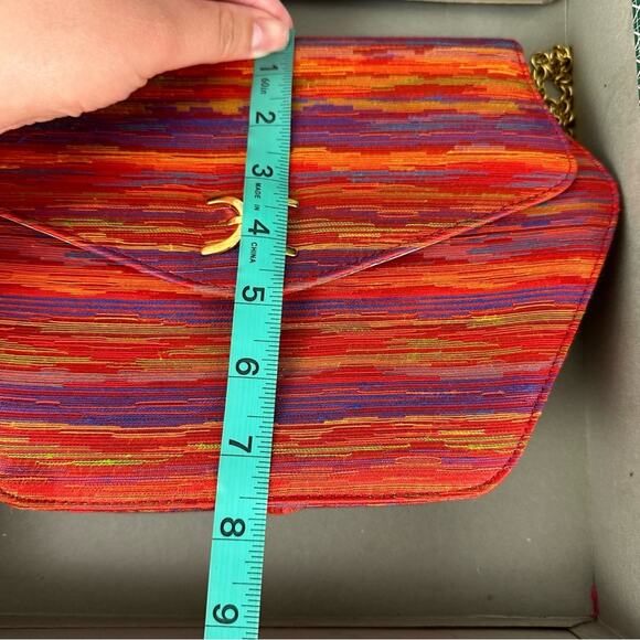J.Renee Sunset Red Multicolor Printed Retro Crossbody Purse Gold Hardware in Box - Picture 9 of 10
